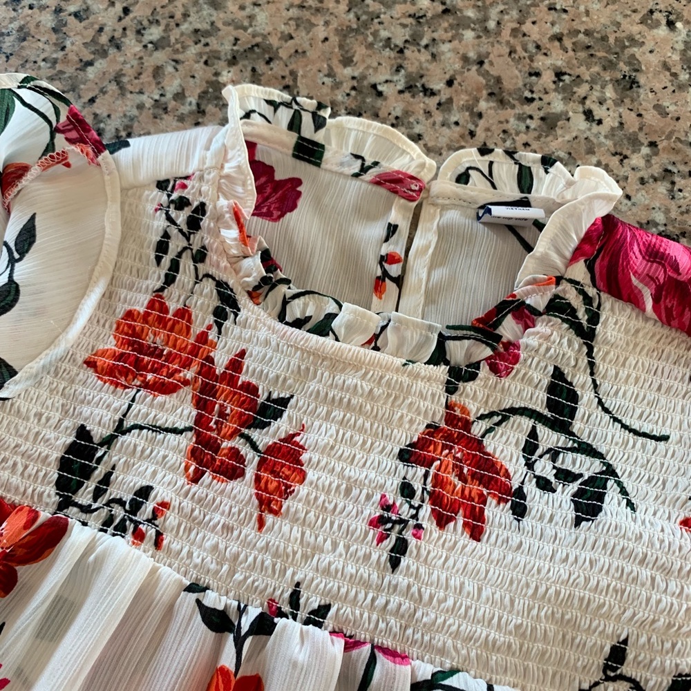 Sheer High Neck Floral Blouse - Picture 4 of 8